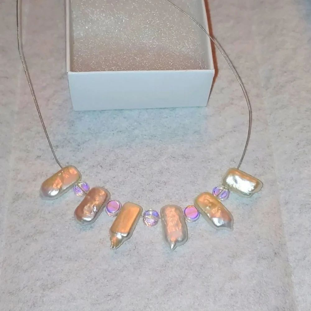 Handmade Mother of Pearl irregular shape Iridescent glass beads necklace 18"